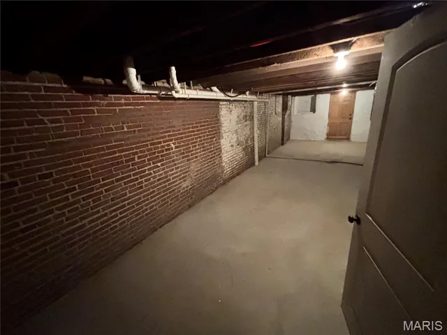 $2,600 | 2253 Indiana Avenue, St. Louis, MO 63104