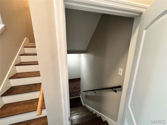 $2,600 | 2253 Indiana Avenue, St. Louis, MO 63104