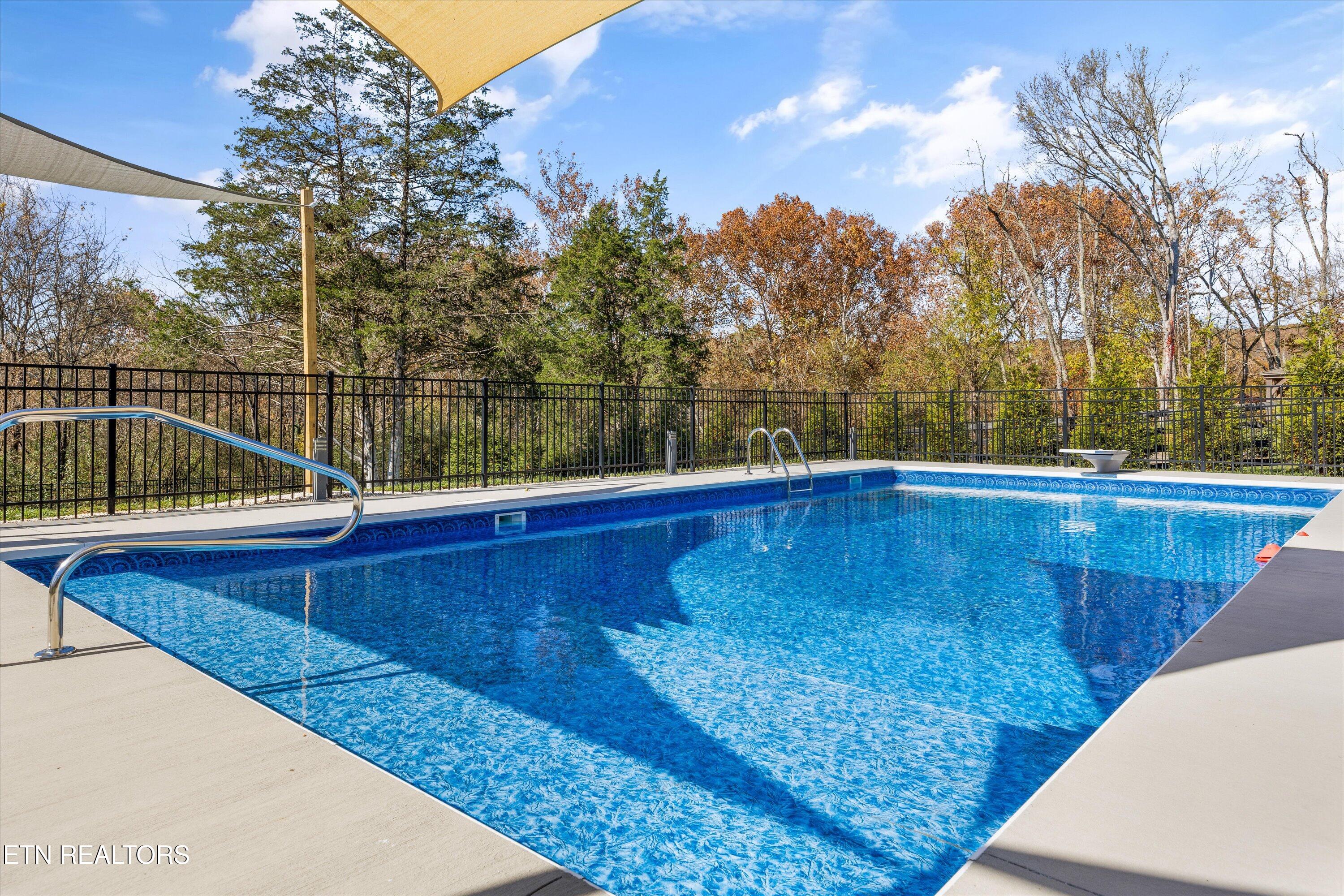 104 Forest Creek Parkway Oak Ridge, TN 37830 - Photo 38 of 46 38-104 Frst Crk Pkwy45