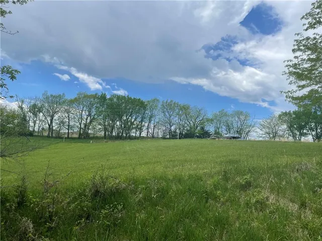 $15,000 | Lot Z-7 Lot Z-7 Neptune Court, Gallatin, MO 64640