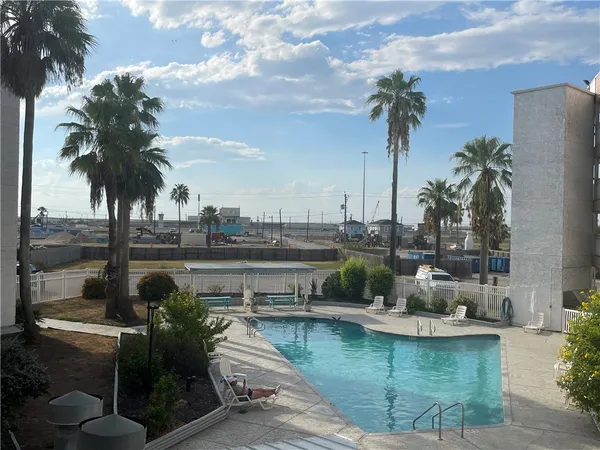 $70,000 | 3938 Surfside Boulevard, Unit 3124, Corpus Christi, TX 78402