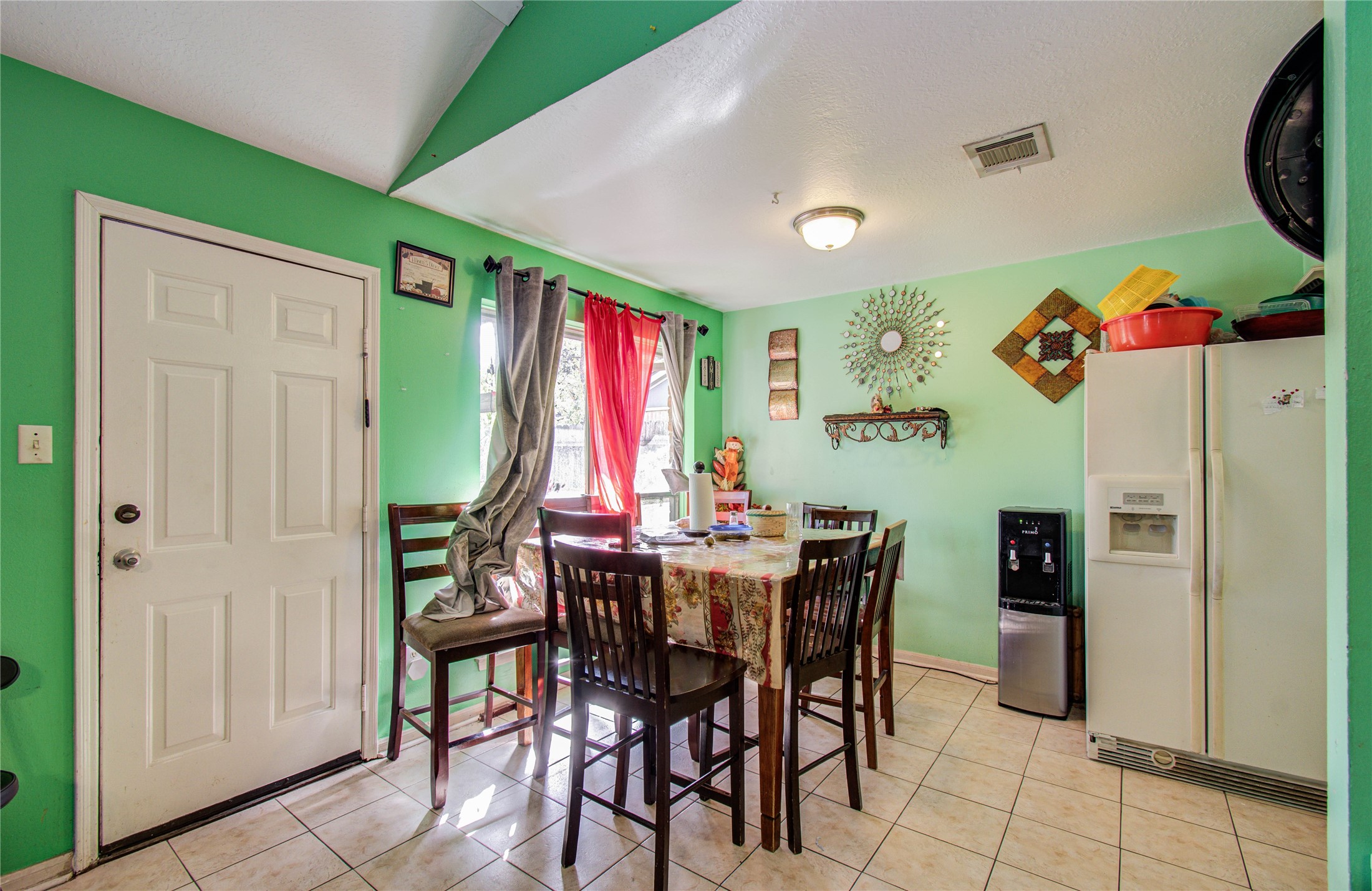 22315 Indian Ridge Drive Katy, TX 77450 - Photo 9 of 29 a view of a dining room with furniture