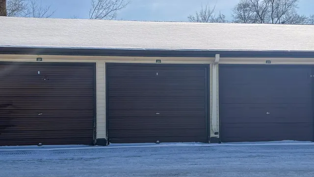 $59,000 | 7176 72nd Lane North, Brooklyn Park, MN 55428