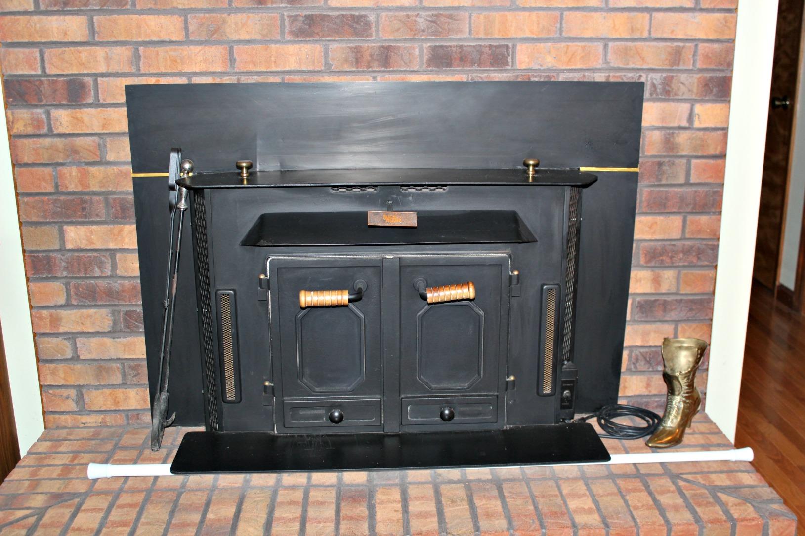 1746 Prairie Chapel Road Decherd, TN 37324 - Photo 3 of 14 Great wood burning stove that warms the whole house.