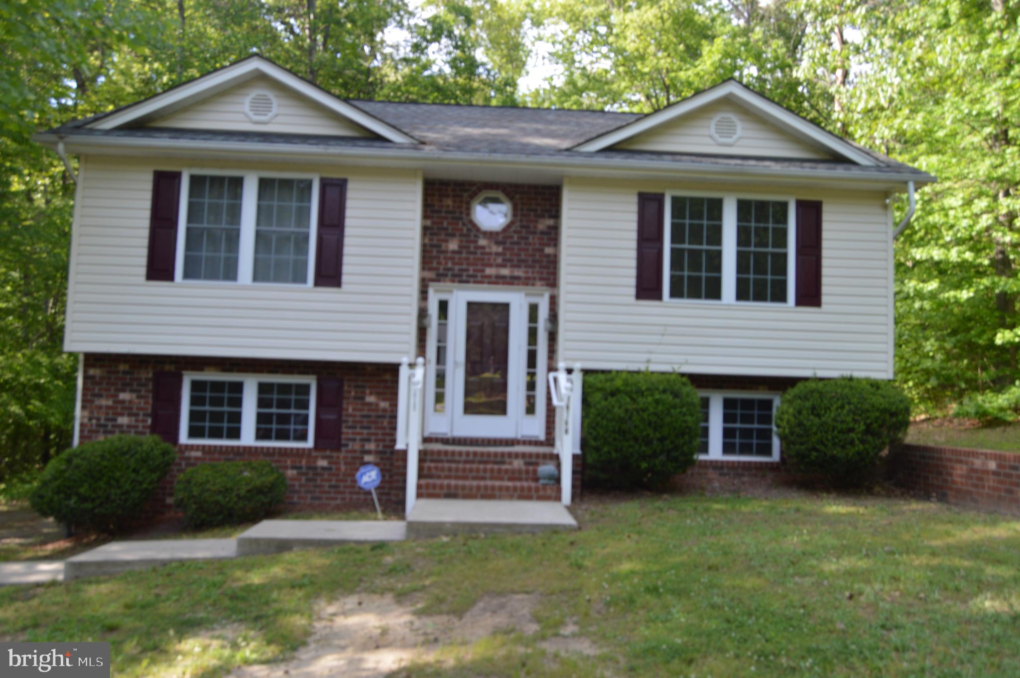 12137 Shortleaf Road Ruther Glen, VA 22546 - Photo 1 of 22 Front