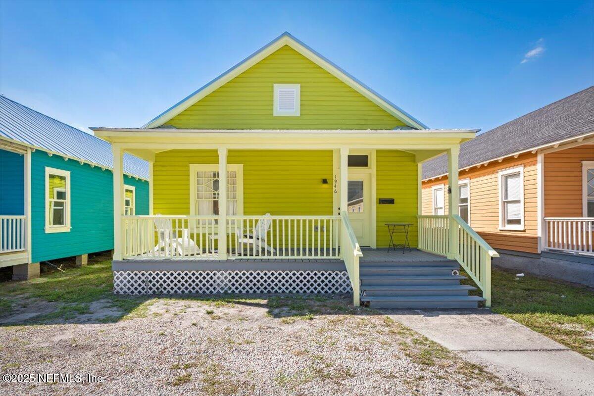 1946 Redell Street Jacksonville, FL 32206 - Photo 2 of 28 a front view of a house with a porch