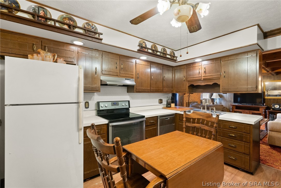 1207 Dogwood Road Jeffersonville, IN 47130 - Photo 20 of 44