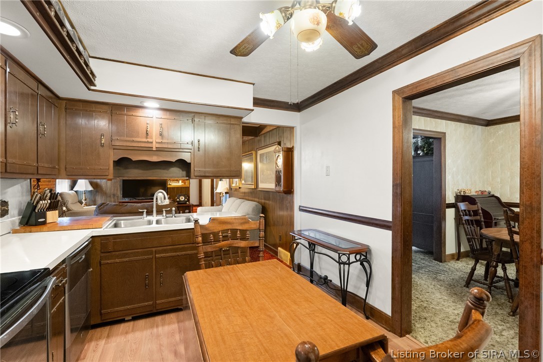 1207 Dogwood Road Jeffersonville, IN 47130 - Photo 21 of 44