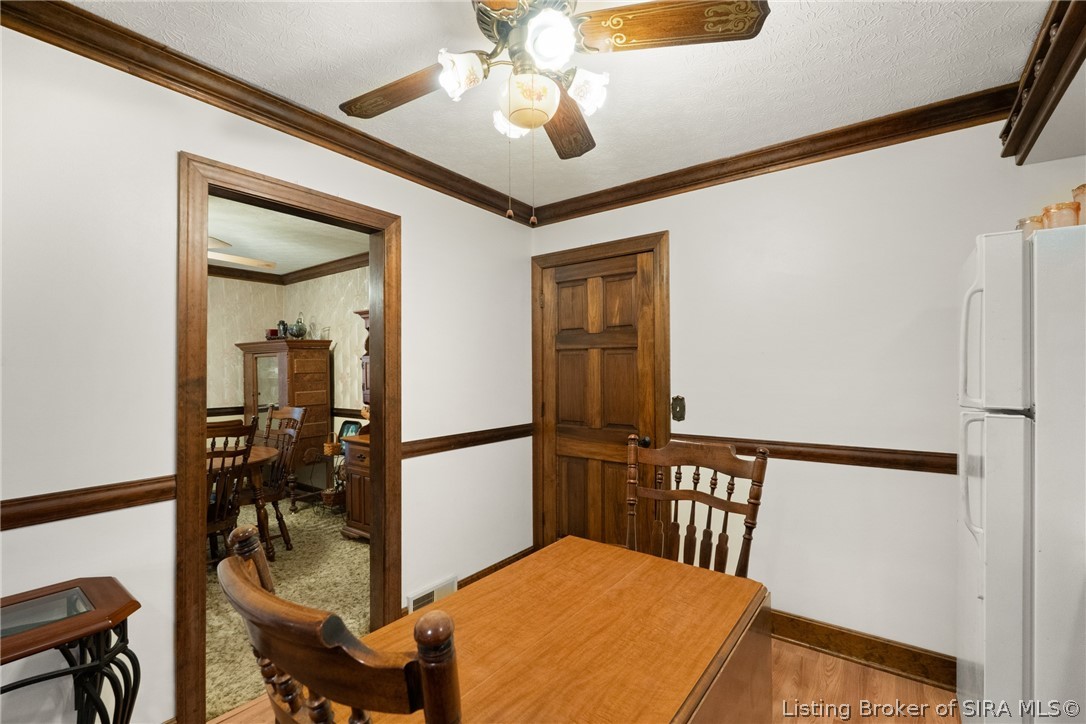 1207 Dogwood Road Jeffersonville, IN 47130 - Photo 22 of 44