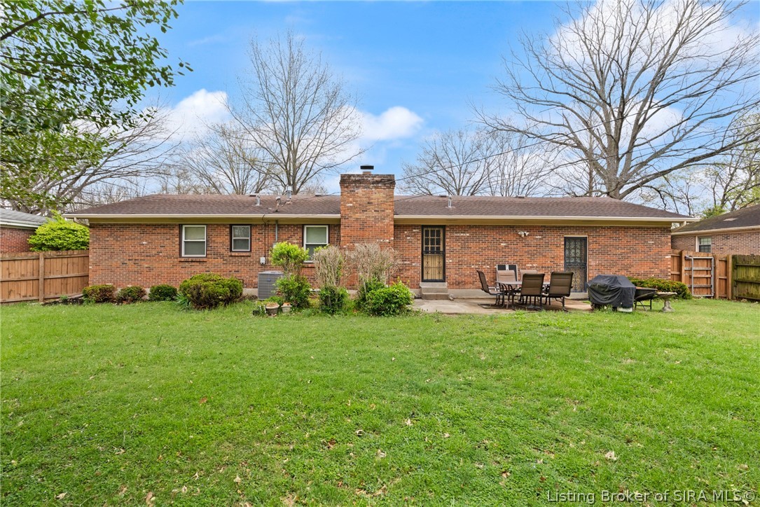 1207 Dogwood Road Jeffersonville, IN 47130 - Photo 6 of 44