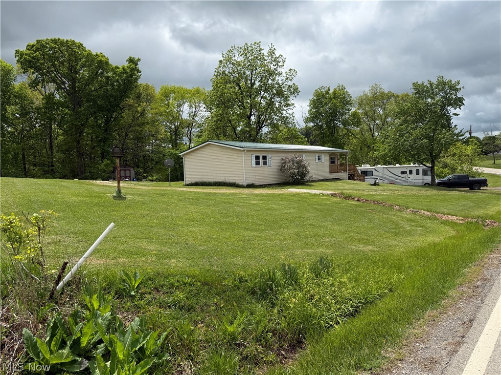 54552 Sarahsville Road Senecaville, OH 43780 - Photo 4 of 40
