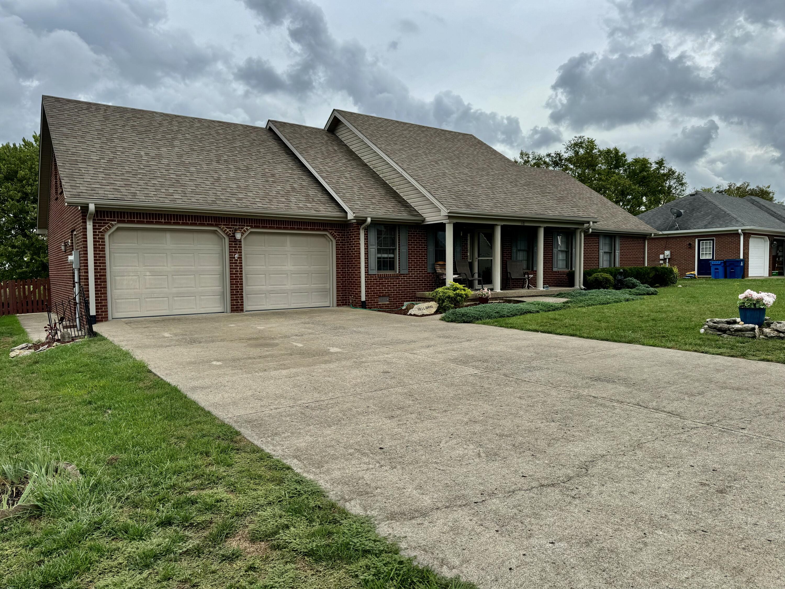 118 Ridgeview Road Danville, KY 40422 - Photo 2 of 29 IMG_8510