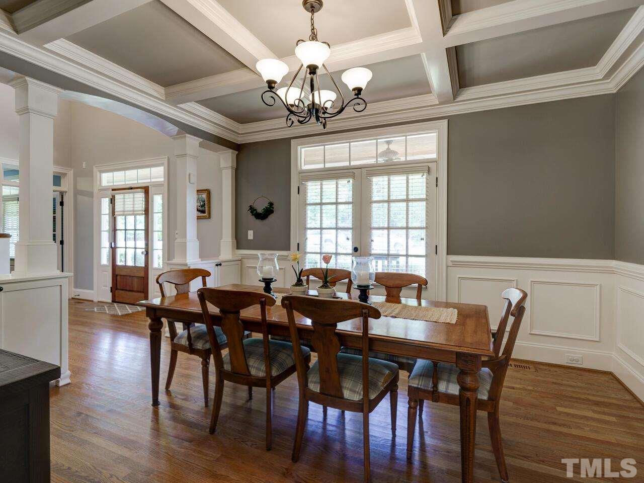 2520 Brook Crossing Circle Raleigh, NC 27606 - Photo 3 of 30 Gallery Image 3