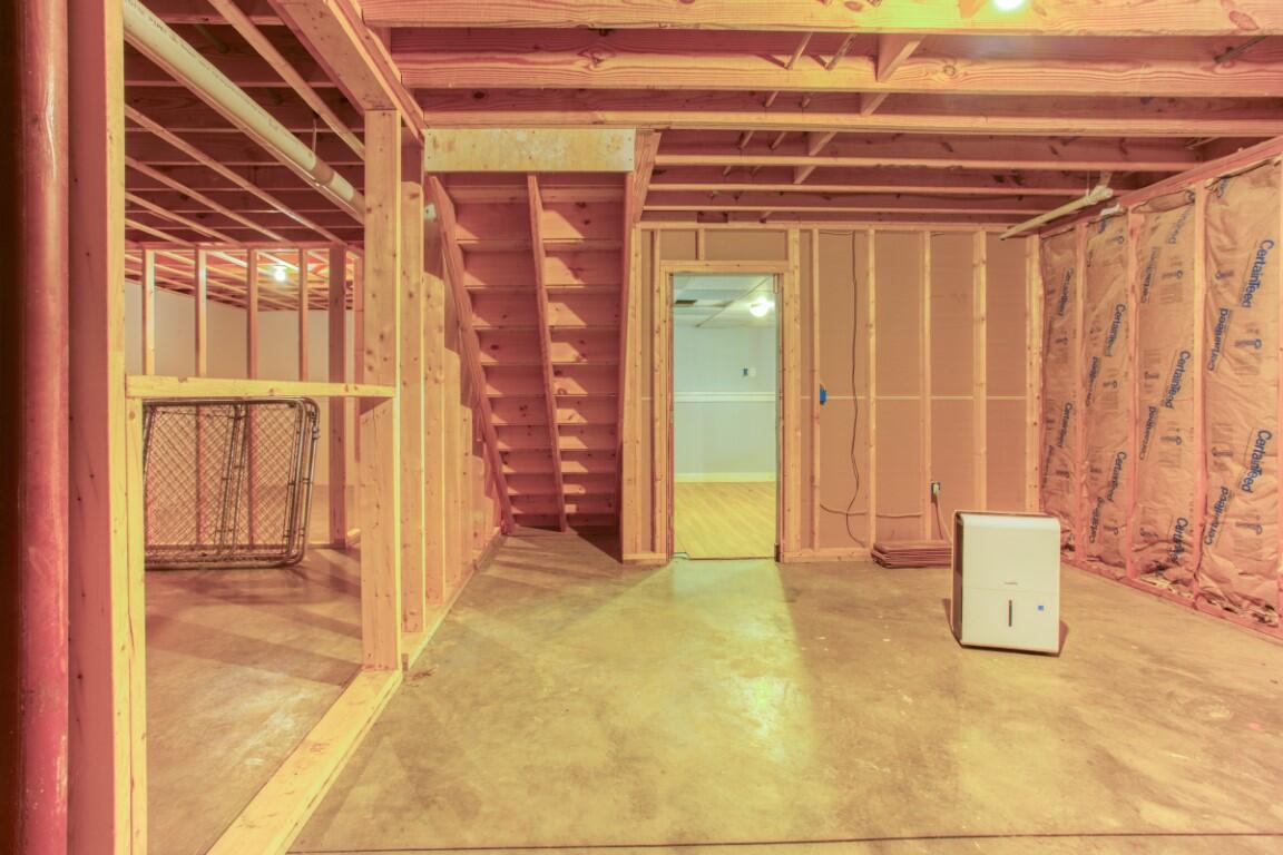 113 West Side Road Boothbay, ME 04571 - Photo 20 of 24 113WestSideRd-5322