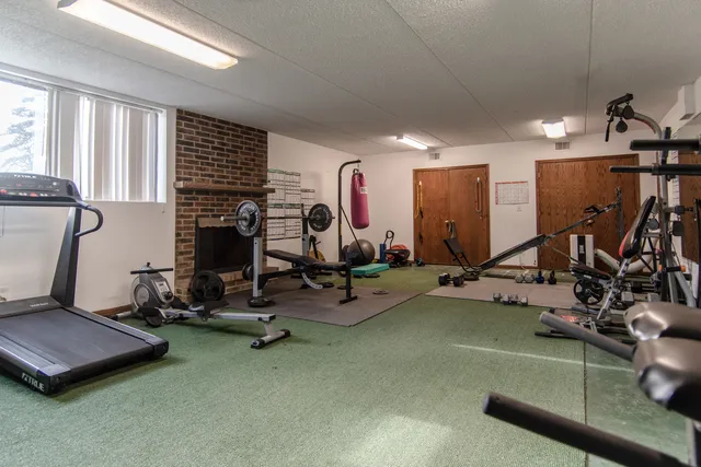 $200,000 | 1504 Woodbridge Road, Unit 2E, Joliet, IL 60436