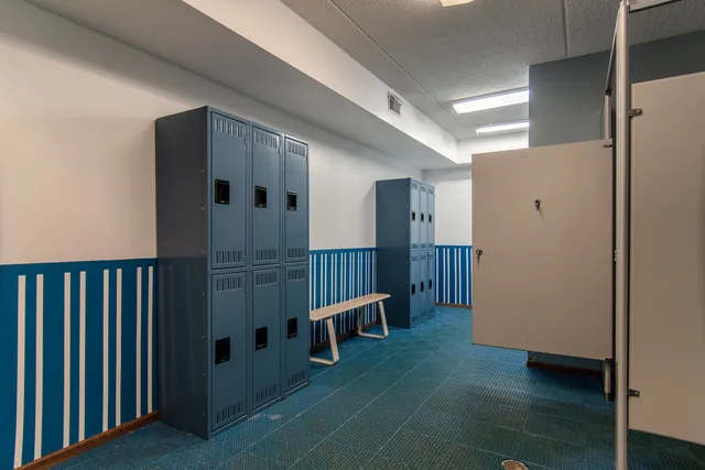 $200,000 | 1504 Woodbridge Road, Unit 2E, Joliet, IL 60436