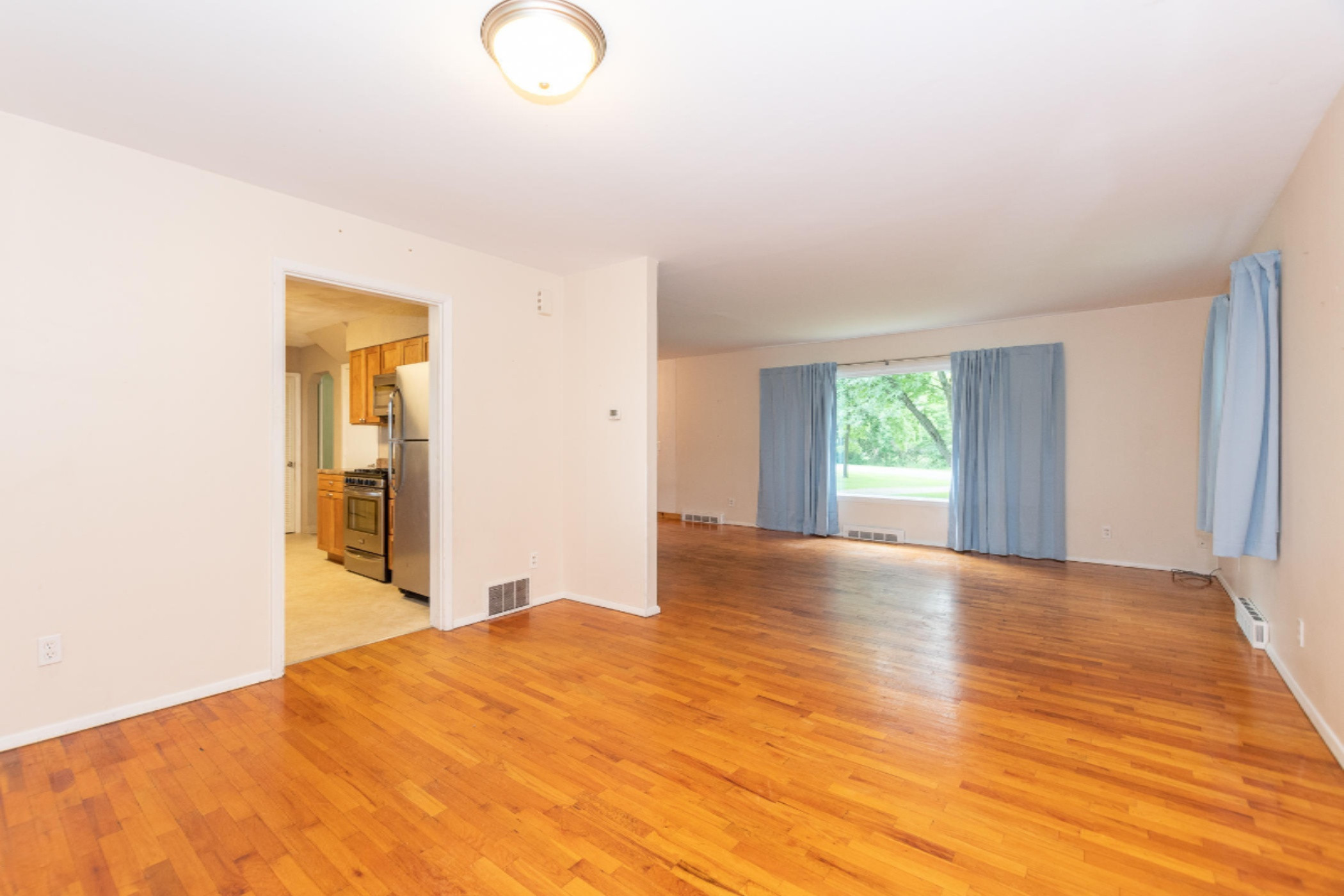 60486 Constantine Road Three Rivers, MI 49093 - Photo 8 of 45 60486 Constantine-10