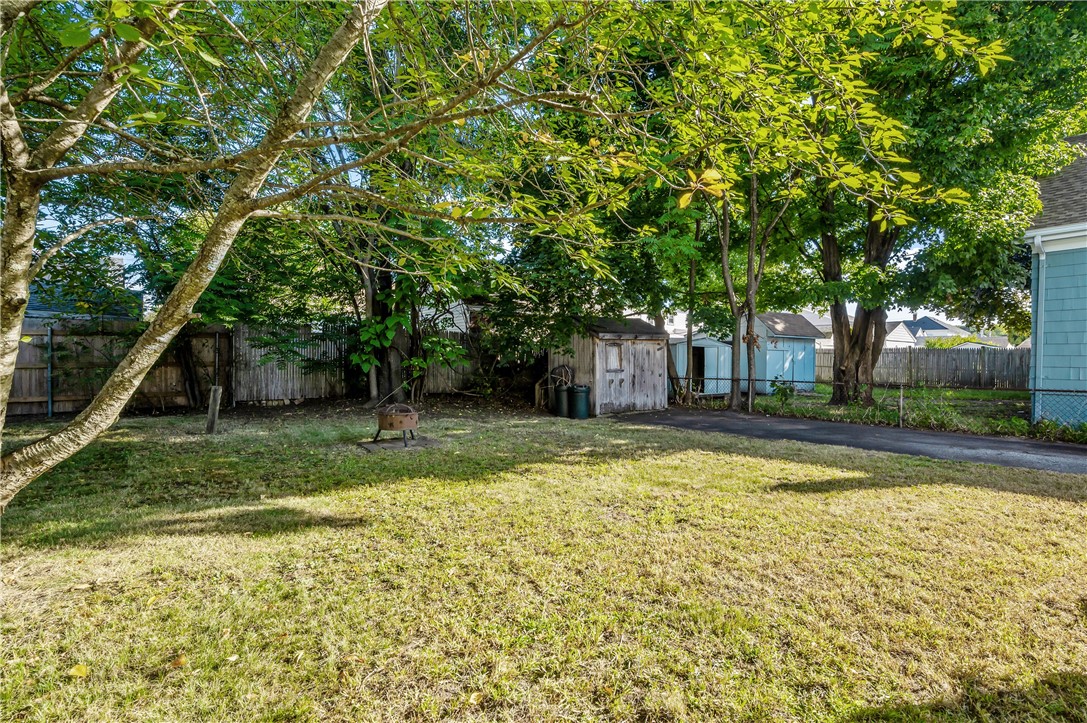 120 Windsor Road Pawtucket, RI 02861 - Photo 8 of 30