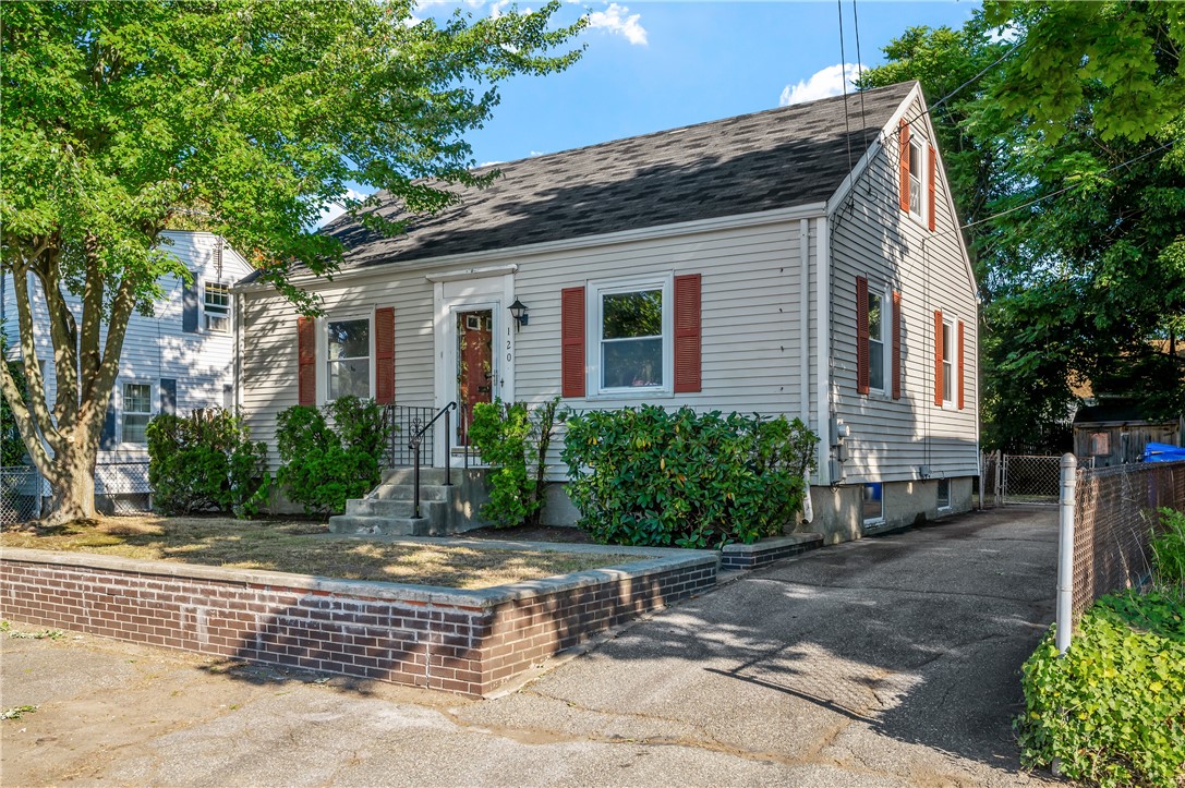 120 Windsor Road Pawtucket, RI 02861 - Photo 9 of 30