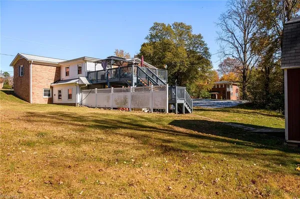$356,800 | 1 North Forrest Drive, Thomasville, NC 27360