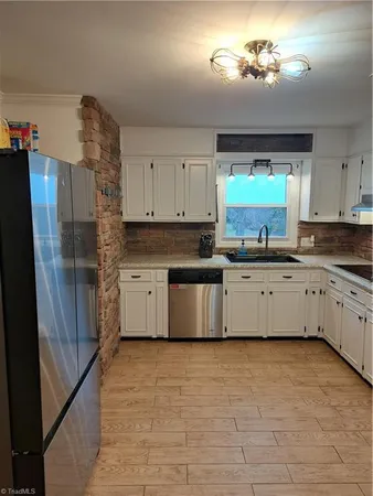 $356,800 | 1 North Forrest Drive, Thomasville, NC 27360