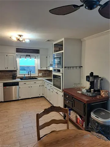 $359,999 | 1 North Forrest Drive, Thomasville, NC 27360