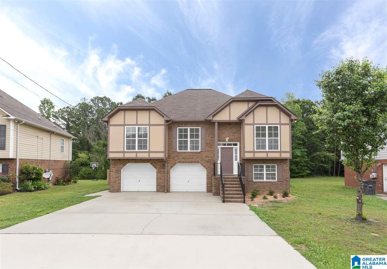 952 Hickory Street Moody, AL 35004 - Photo 2 of 37