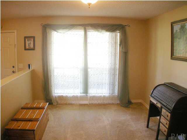 2321 Devine Farm Road Cantonment, FL 32533 - Photo 5 of 23 Dining area