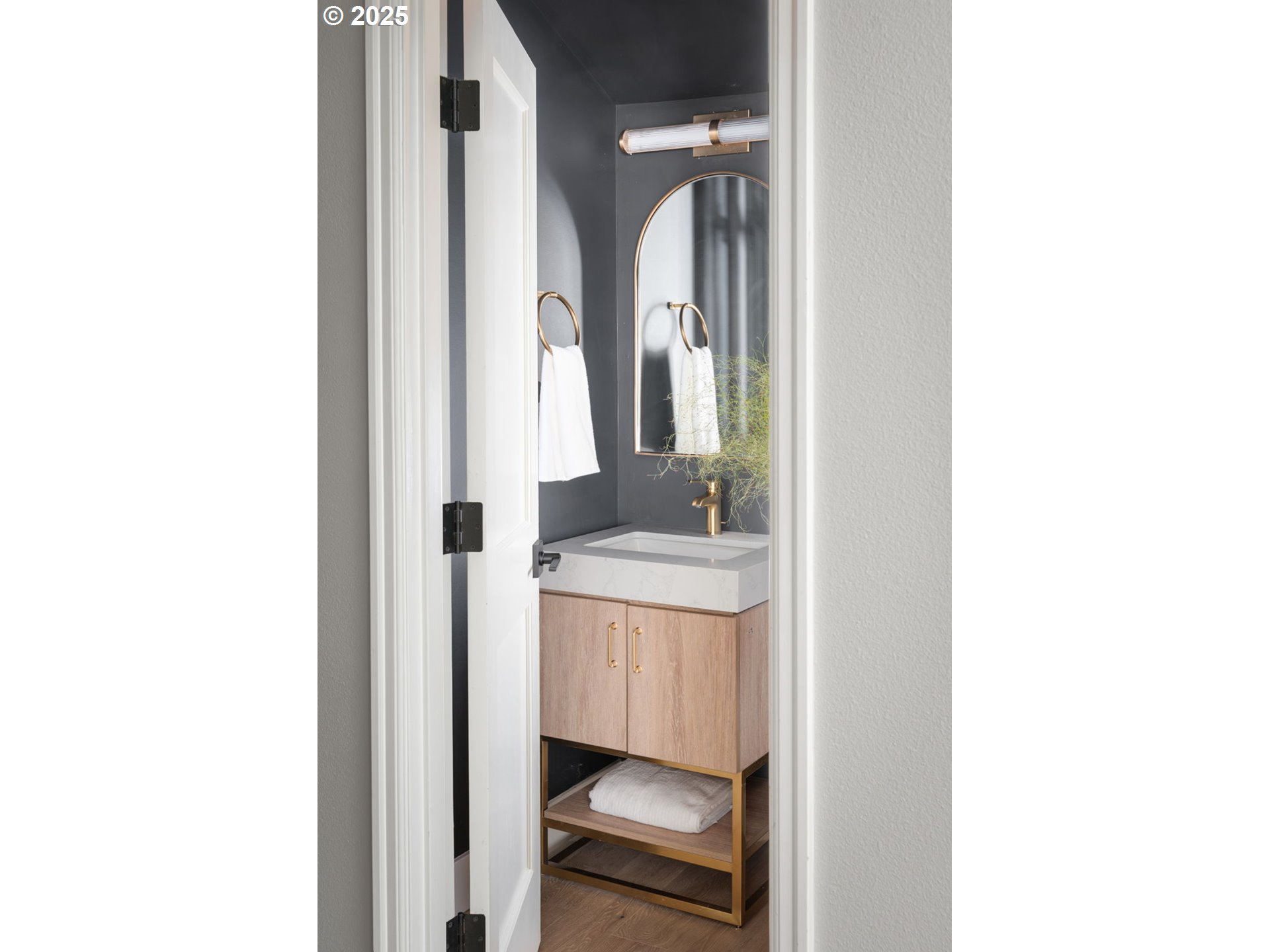 13740 Fielding Road Lake Oswego, OR 97034 - Photo 20 of 41 a bathroom with a sink and a mirror