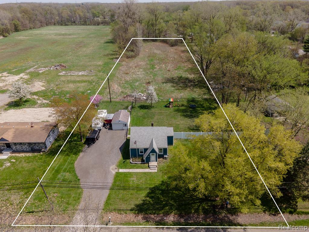 17921 Inkster Road Romulus, MI 48174 - Photo 3 of 28 Gallery Image 3