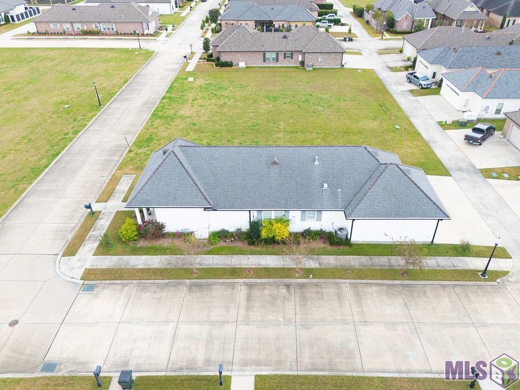 200 Rue Saint Sydney Houma, LA 70360 - Photo 6 of 23