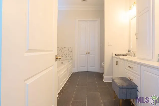 $499,900 | 200 Rue Saint Sydney, Houma, LA 70360