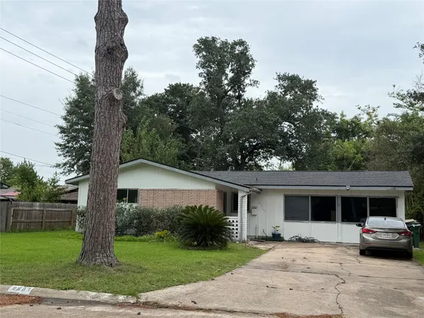 $2,199 | 9507 Vogue Lane, Houston, TX 77080