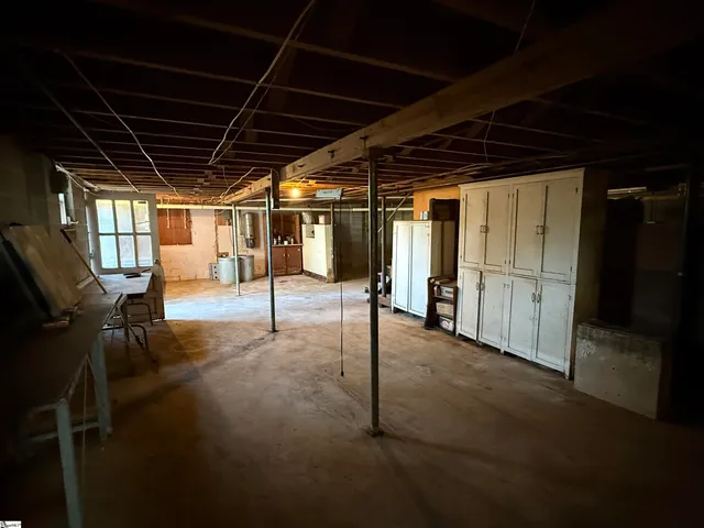 $235,000 | 600 North Adair Street, Clinton, SC 29325