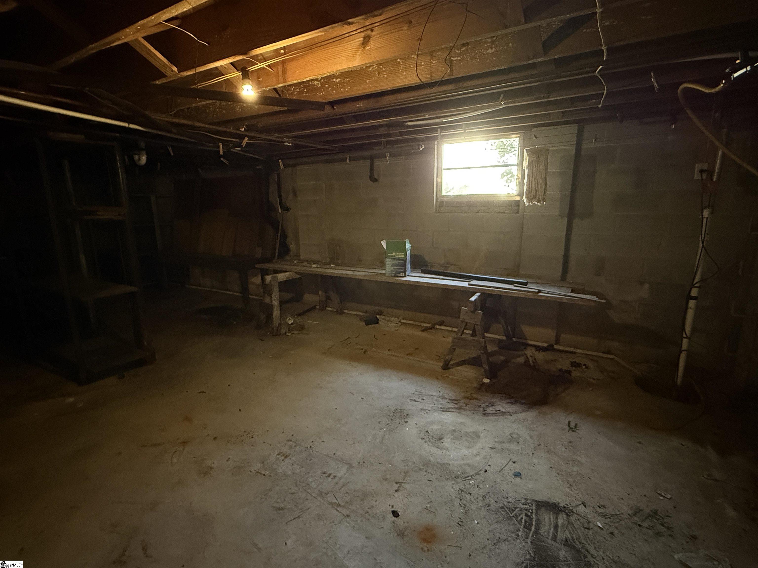 600 North Adair Street Clinton, SC 29325 - Photo 32 of 42