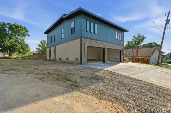 $629,000 | 309 Franklin Street, Jeffersonville, IN 47130