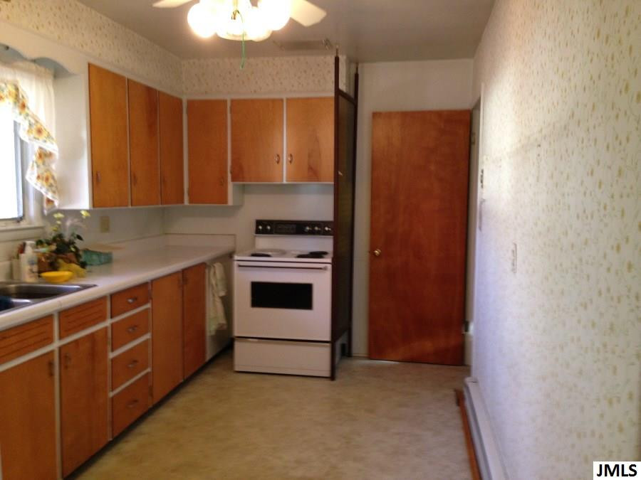 2836 Kibby Road Jackson, MI 49203 - Photo 10 of 19 Photo 10