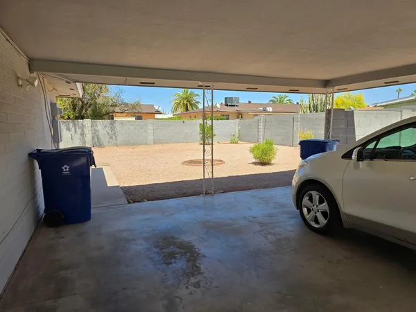 $1,100 | 6124 East Akron Street, Mesa, AZ 85205