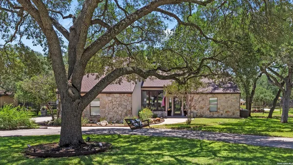 $700,000 | 9514 Goldenrod Circle, Garden Ridge, TX 78266