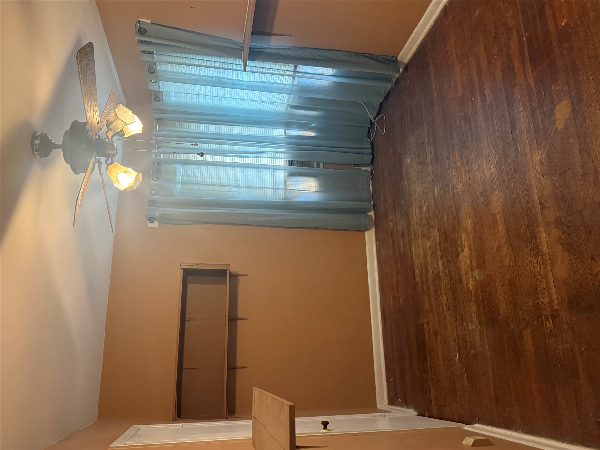 5702 Duval Street Austin, TX 78752 - Photo 12 of 31