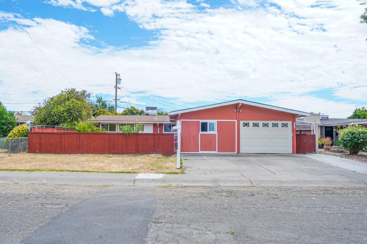 125 Rinaldo Drive Vallejo, CA 94589 - Photo 2 of 36