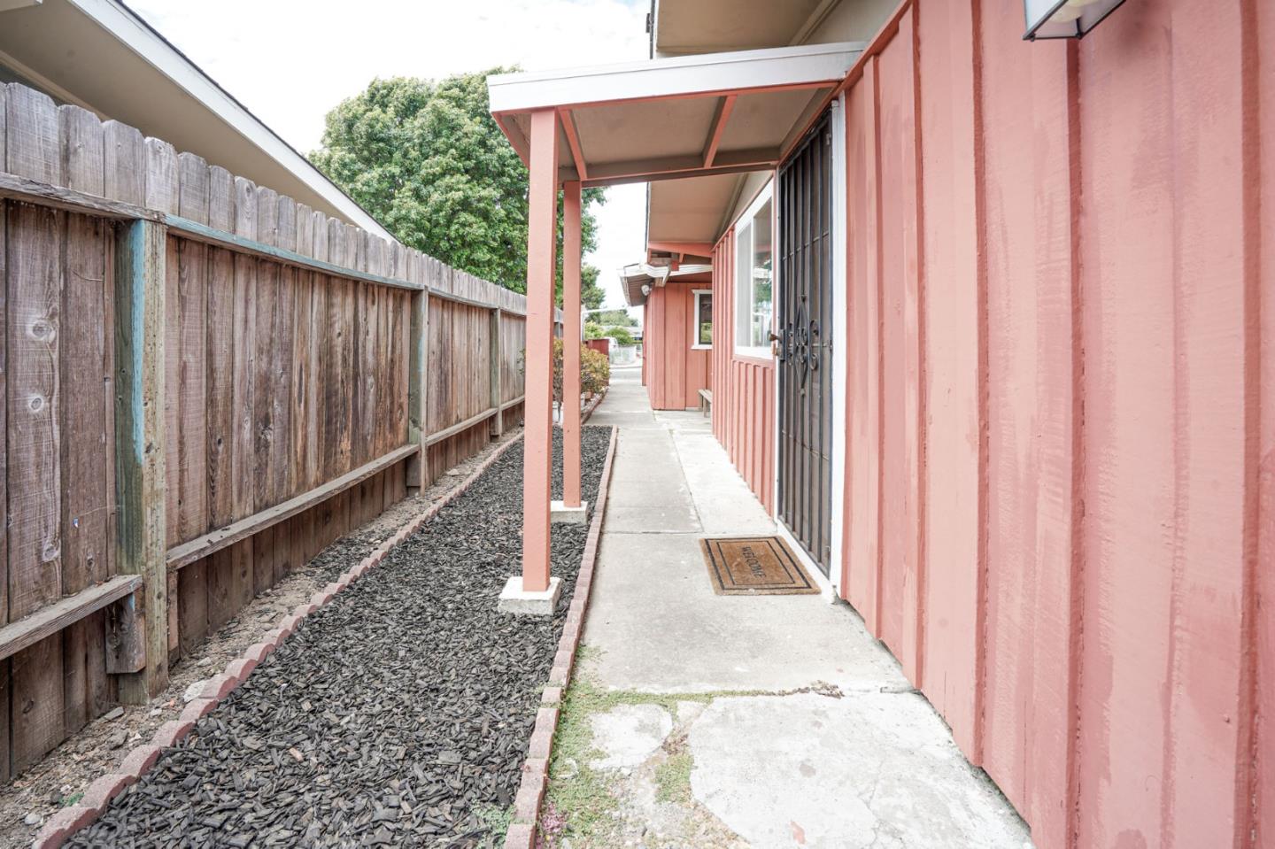 125 Rinaldo Drive Vallejo, CA 94589 - Photo 26 of 36 a view of a pathway with a house