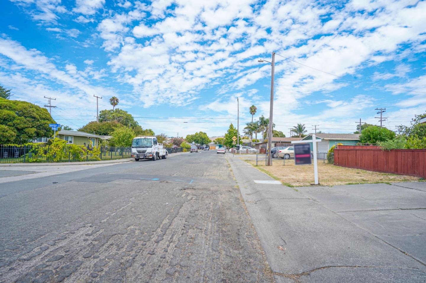 125 Rinaldo Drive Vallejo, CA 94589 - Photo 28 of 36 a view of a basket ball ground