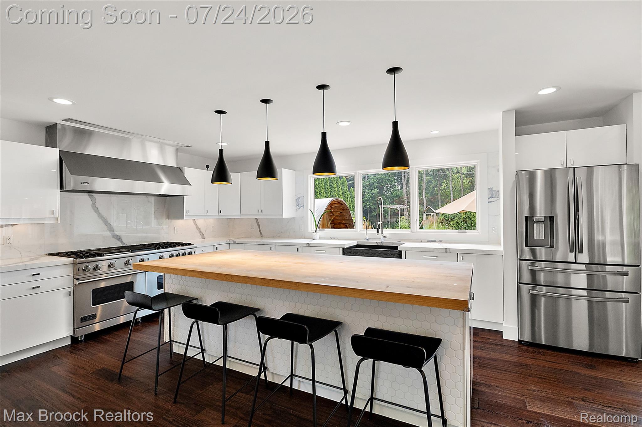 5553 Commerce Road West Bloomfield, MI 48324 - Photo 17 of 70 014-5553 Commerce-14.jpg