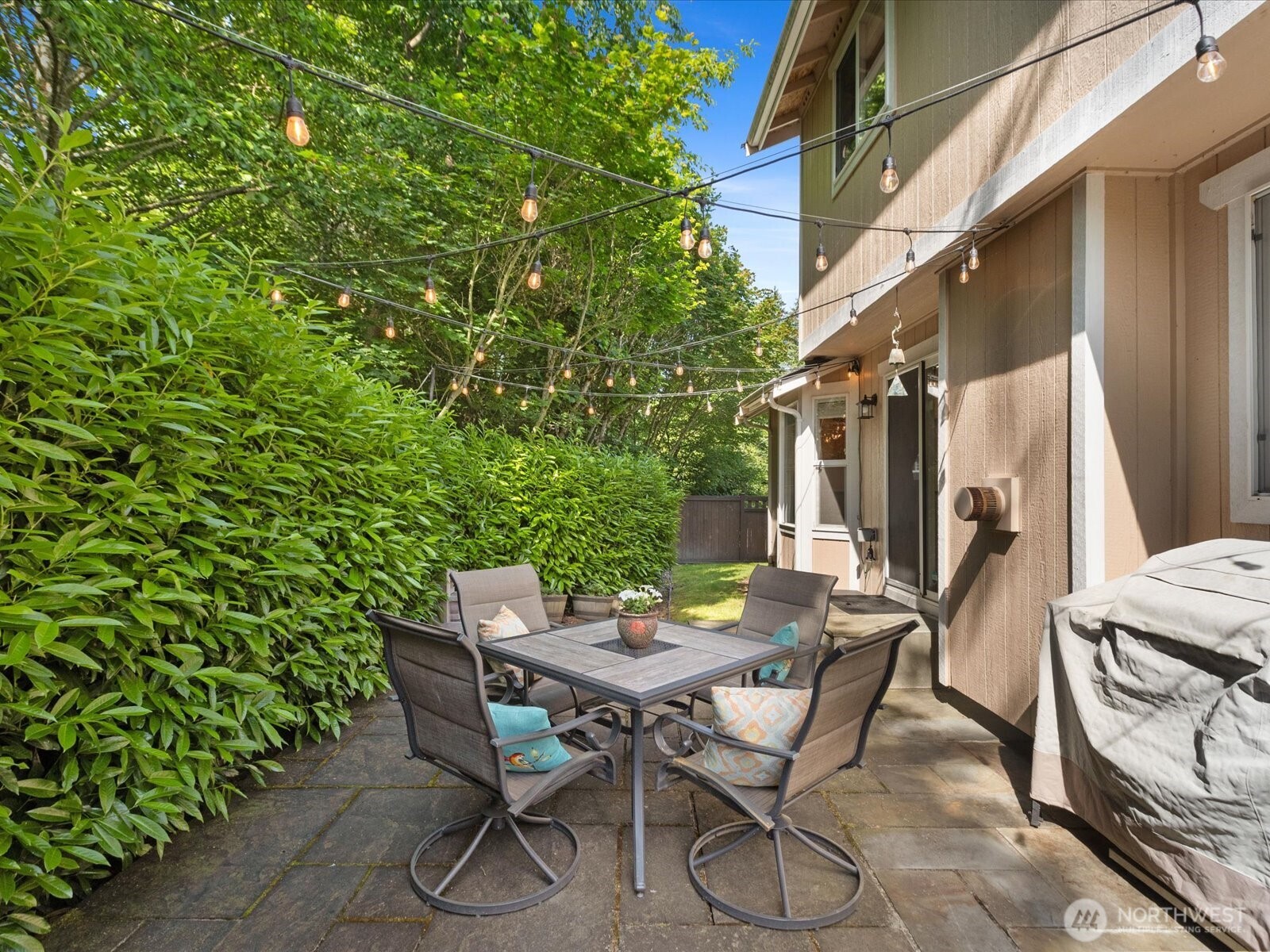 3218 189th Street Southeast Bothell, WA 98012 - Photo 28 of 40 a view of an outdoor space with table and chair