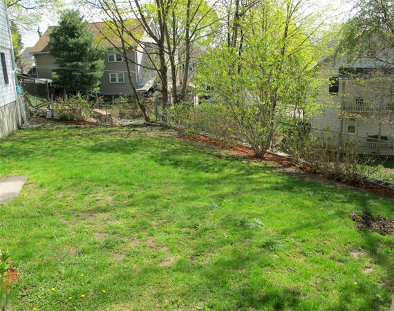 88 Channing Road Watertown, MA 02472 - Photo 14 of 14