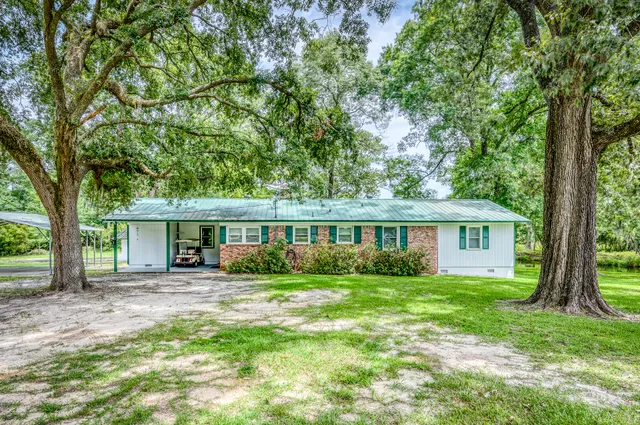 $470,000 | 538 Castlebury Road, Walterboro, SC 29488