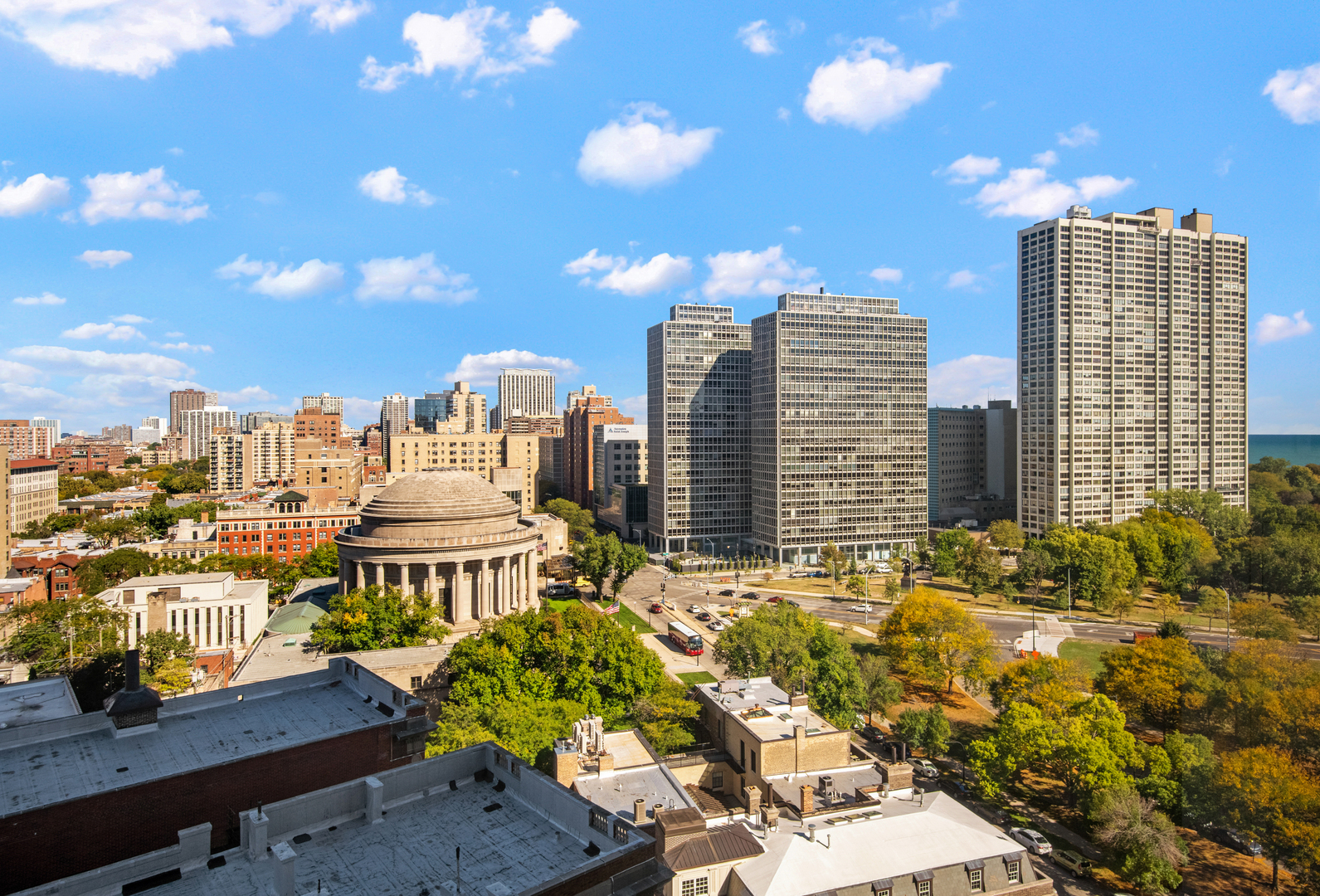 2650 North Lakeview Avenue, Unit 1503 Chicago, IL 60614 - Photo 12 of 16