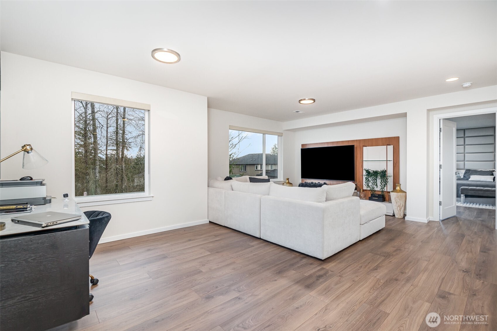 3444 Southeast 19th Way Renton, WA 98058 - Photo 17 of 36