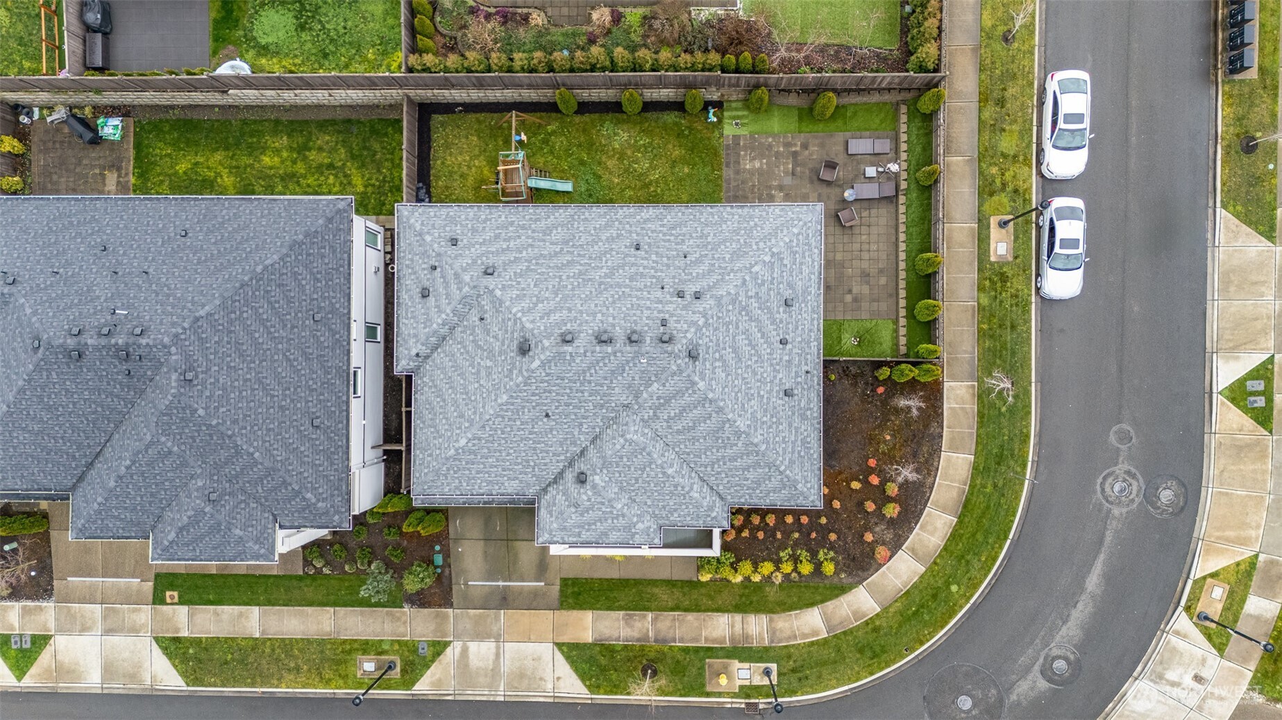 3444 Southeast 19th Way Renton, WA 98058 - Photo 34 of 36
